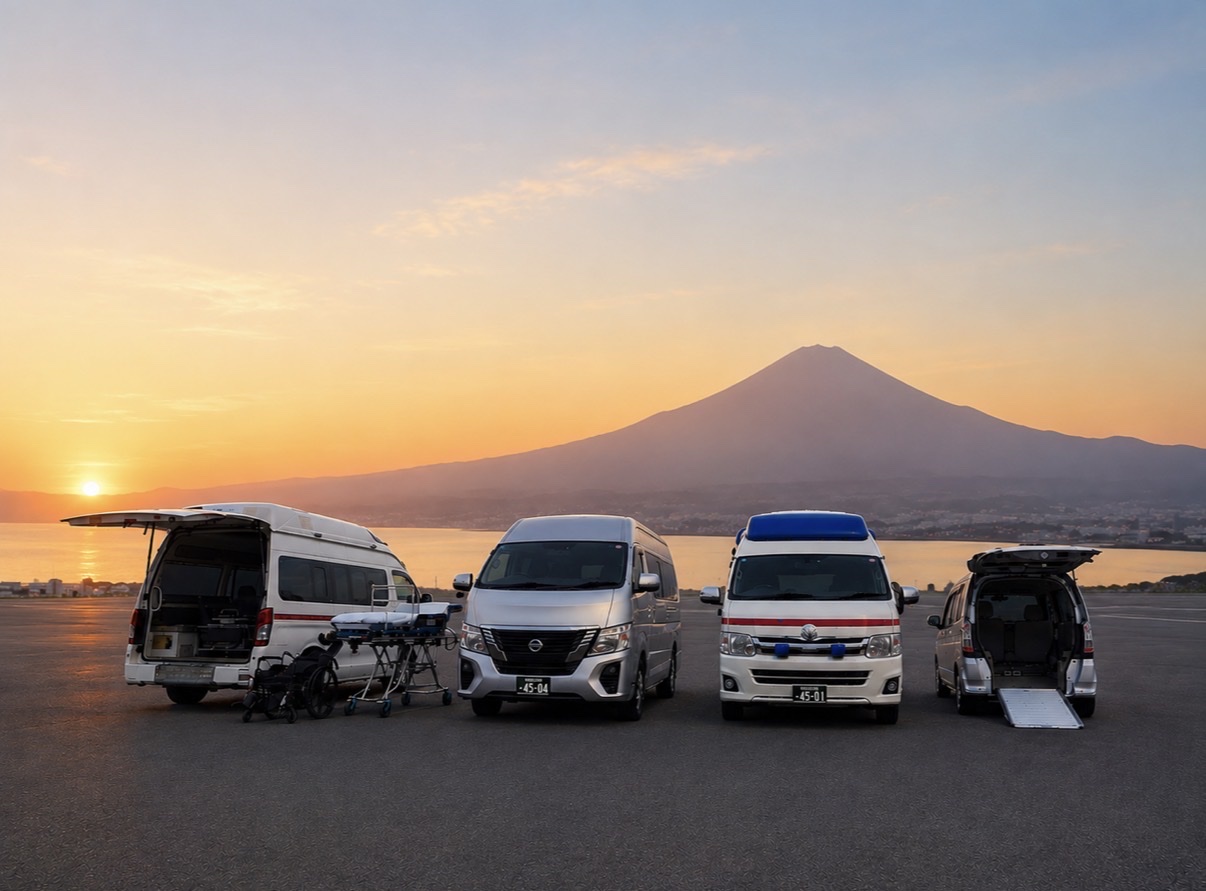 富士山を背に並ぶESCORTの車両